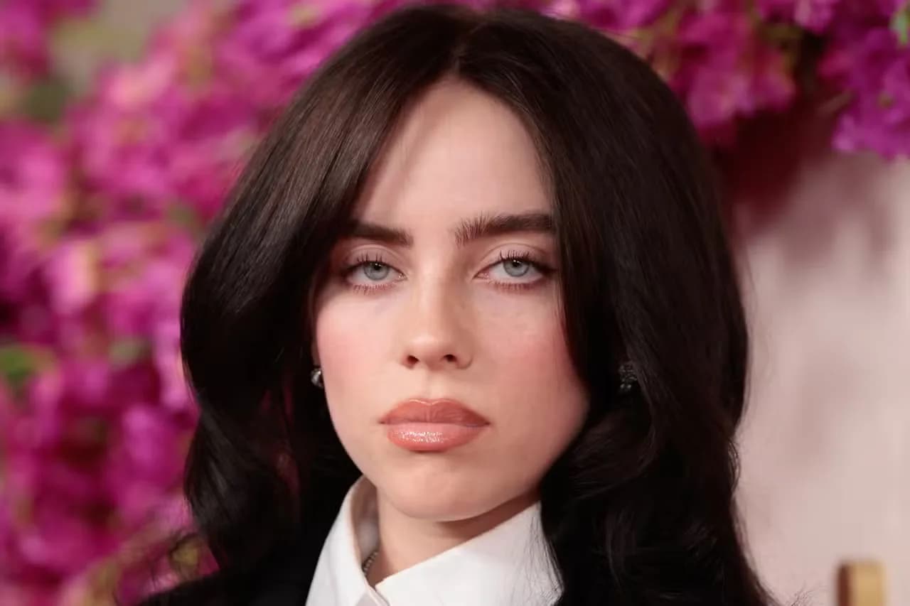 Billie Eilish dévoile son concert mythique en 3D au Village Theatre de Westwood