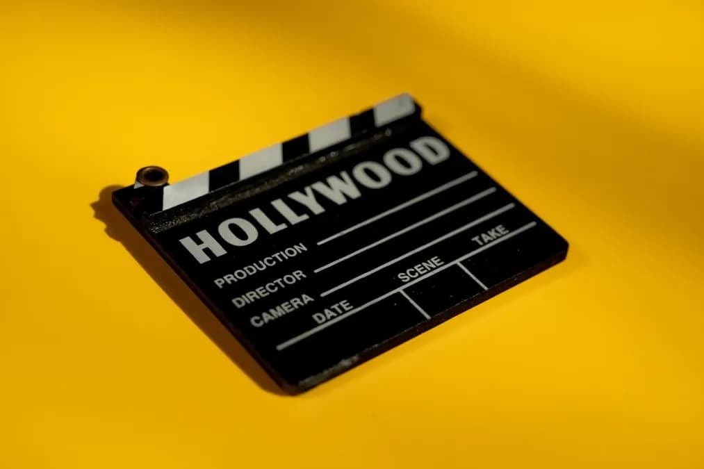 Hokum : le film d’horreur indie avec Adam Scott cartonne au box-office en 2026