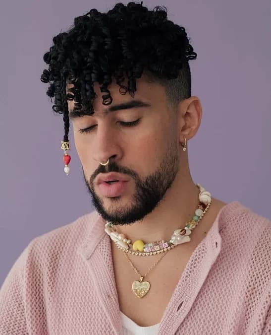 Bad Bunny lance sa collection mode inspirée de son identité chez Zara