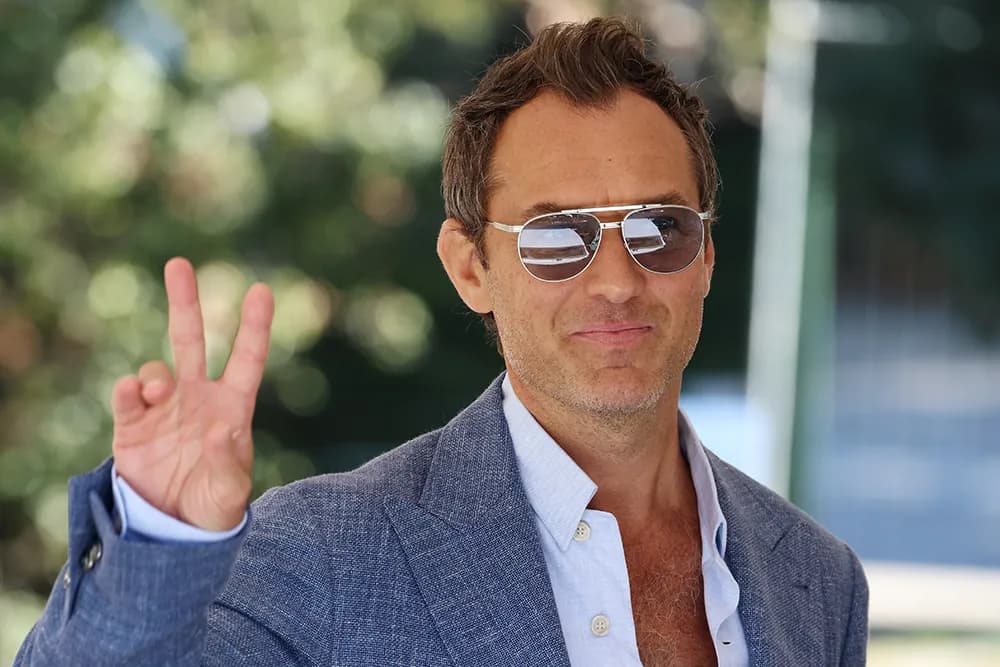 Jude Law va incarner un chauffard de film
