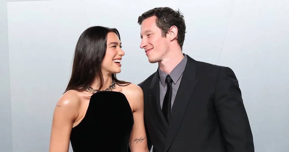 Dua Lipa et Callum Turner : le couple révèle leur amour secret après des mois de silence