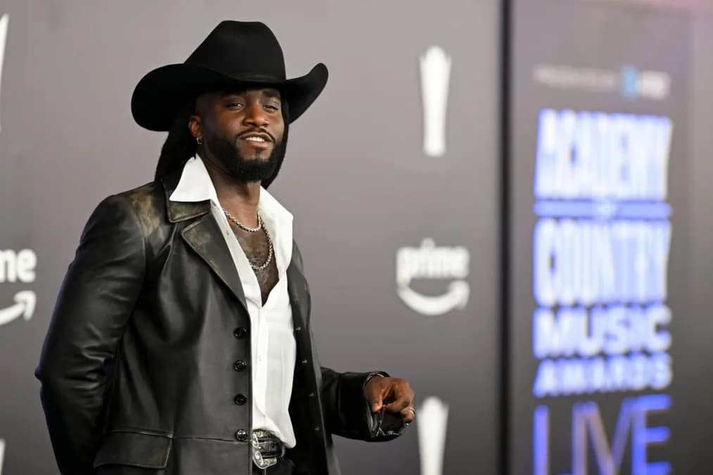Ciara Miller dans le clip 'Cowgirl' de Shaboozey : une guest star surprise pour l'été !