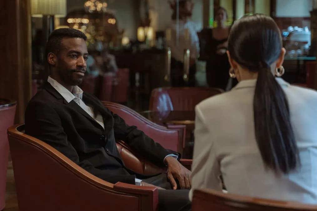 Chiwetel Ejiofor et Renate Reinsve étoilent 'Backrooms' : Découvrez les stars de ce thriller envoûtant
