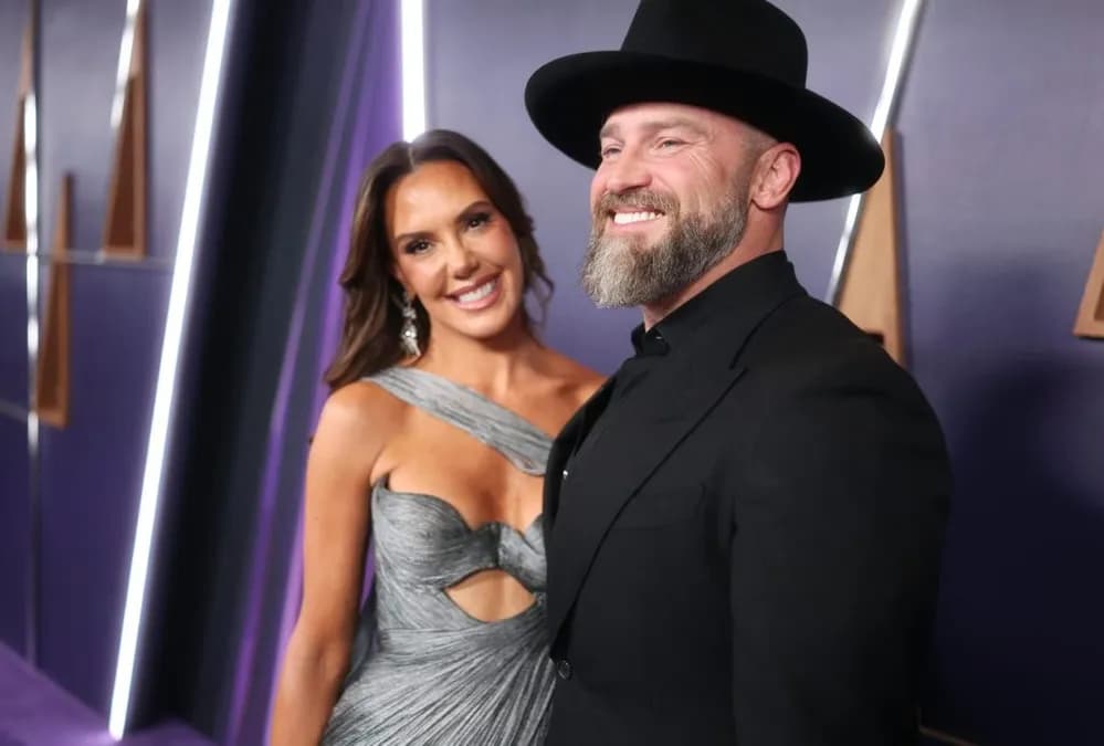 Zac Brown épouse Kendra Scott en Grèce