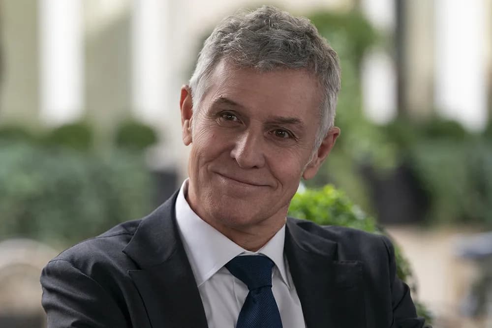 Pierre Deny, la star d'Emily in Paris, est décédé à 69 ans