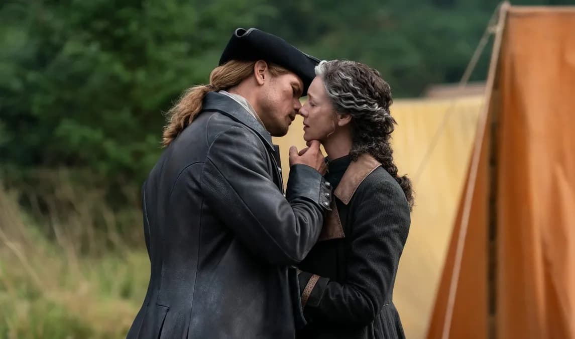 Outlander : pourquoi même Caitríona Balfe et Sam Heughan restent perplexes face à la fin de la série
