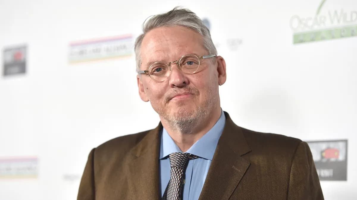 Adam McKay dénonce les « libéraux blancs » : une critique cinglante du Parti démocrate américain
