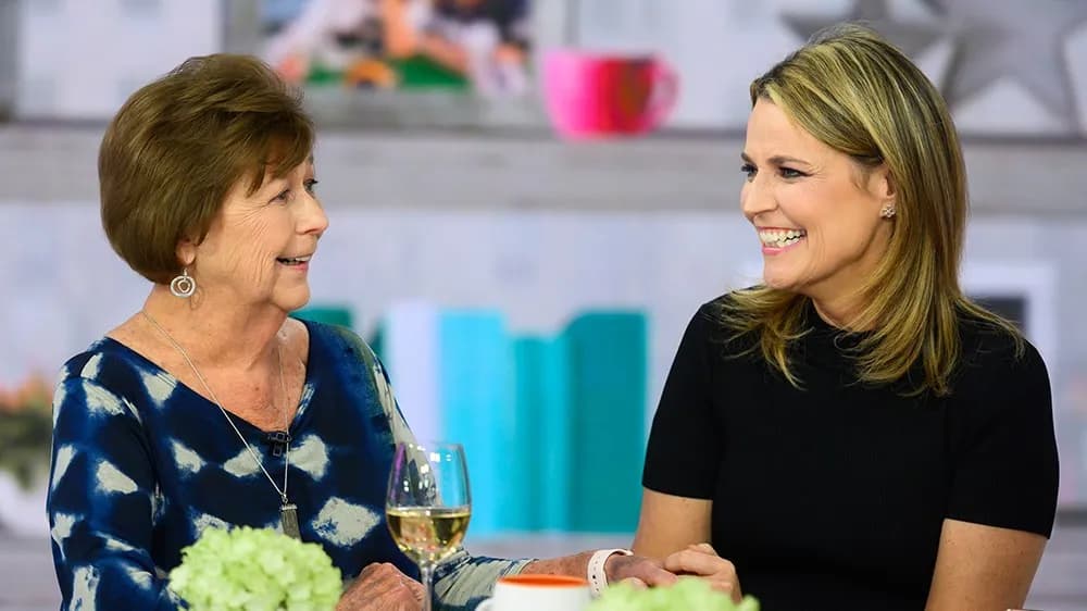 Savannah Guthrie rend hommage poignant à sa mère disparue Nancy pour la fête des Mères 2026