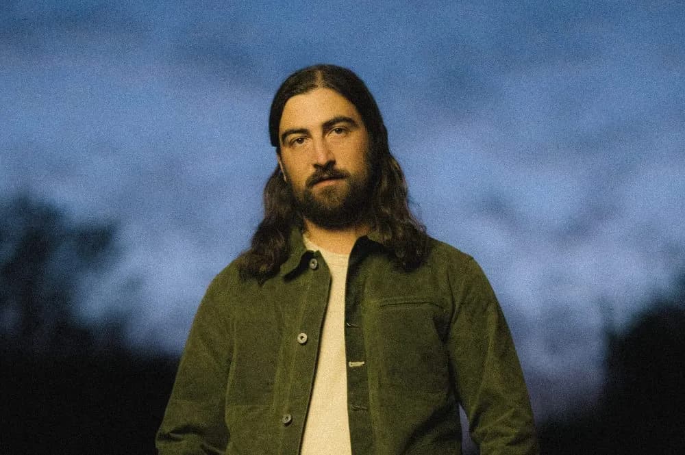 Noah Kahan : son album 'The Great Divide' atteint la 1re place du Billboard en 2026
