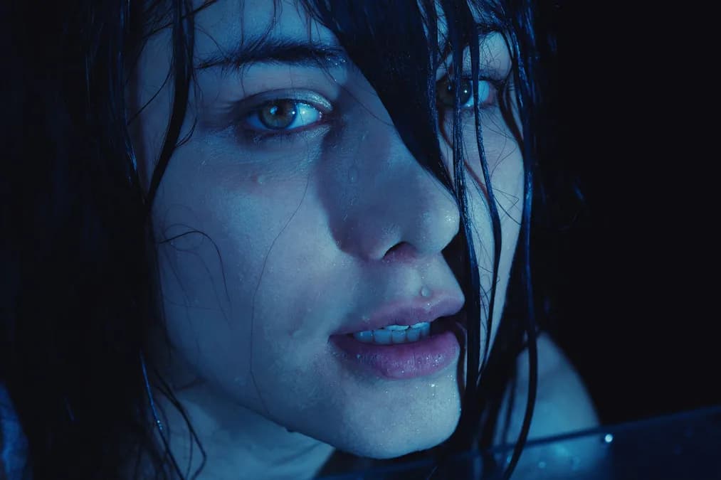 Décryptage : Anne Hathaway clarifie la controverse sur le casting diversifié du Diable s’habille en Prada 2