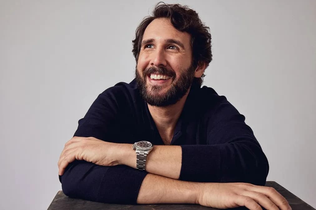 Josh Groban honore son étoile sur Hollywood Walk of Fame avant un retour triomphal