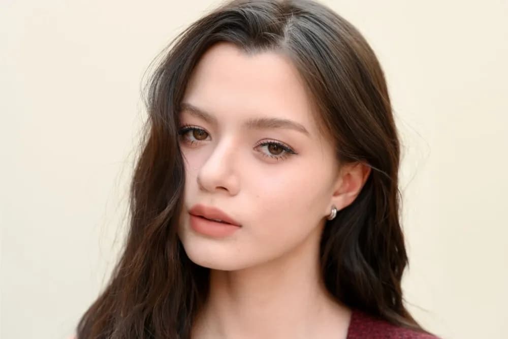 Becky Armstrong, star de Netflix, signe avec l'agence hollywoodienne CAA