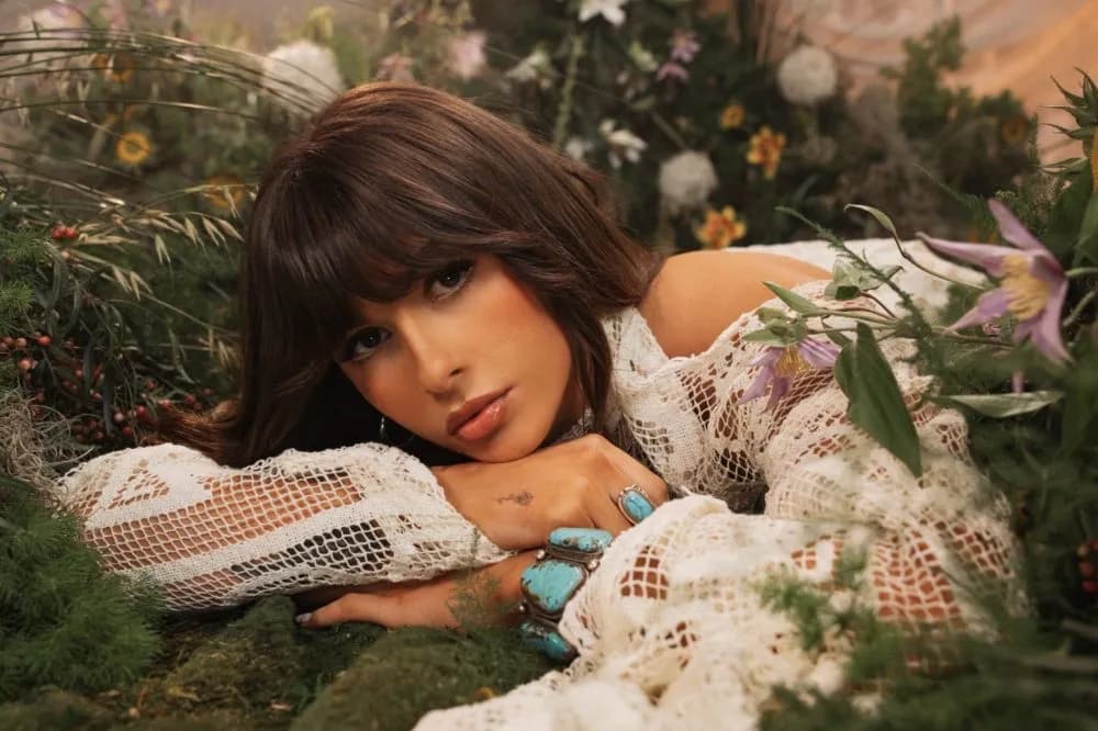 Ella Langley triomphe : « Dandelion » s’installe en tête du Billboard après « Choosin’ Texas »