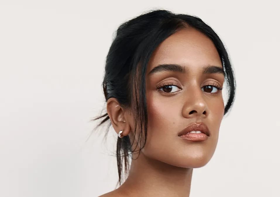 Shabana Azeez, la star de The Pitt, va jouer dans un film lesbien bouleversant