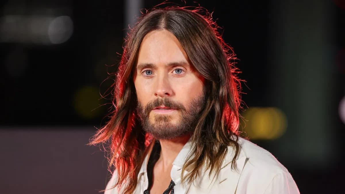 Jared Leto accusé d'agressions sexuelles par dix femmes dans un documentaire choc de la BBC