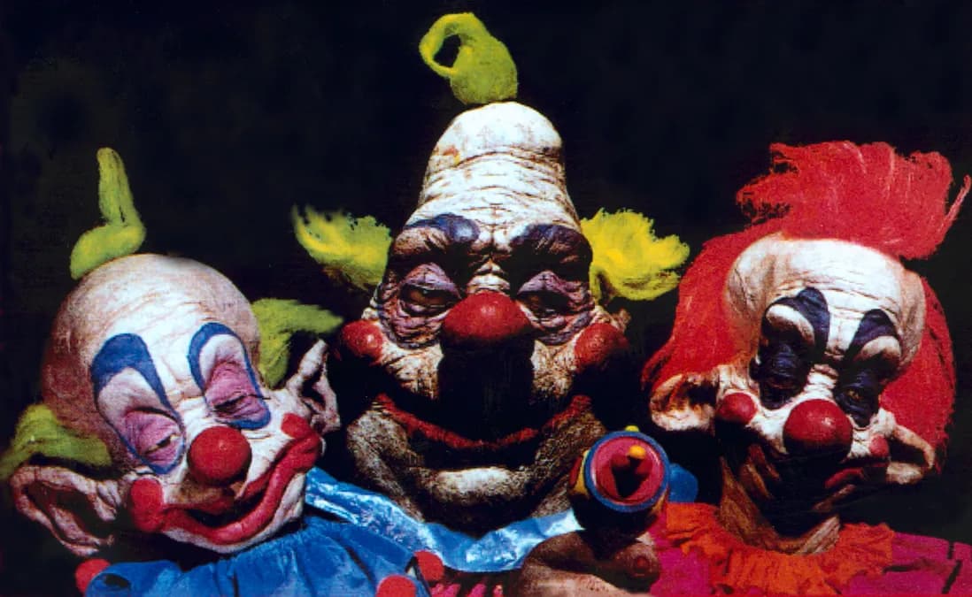 Halloween Horror Nights 2026 : les nouvelles maisons hantées et le retour des Killer Klowns