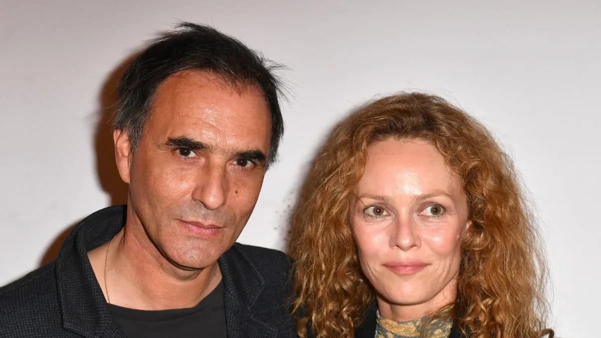 Vanessa Paradis et Samuel Benchetrit : leur histoire d'amour et la soirée où Patrick Bruel les a évités
