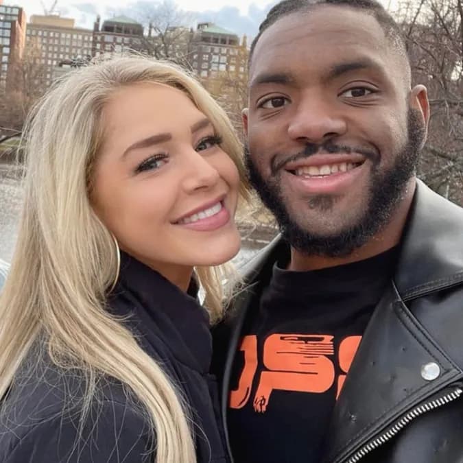 Courtney Clenney plaide coupable pour la mort de son compagnon Christian Obumseli
