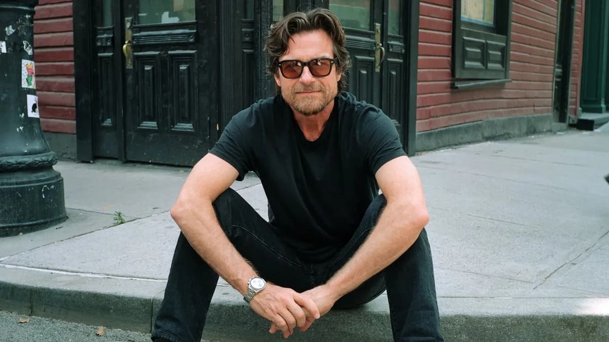 Jason Bateman nominé aux Emmy 2026 : entre DTF St. Louis, Black Rabbit et son podcast SmartLess