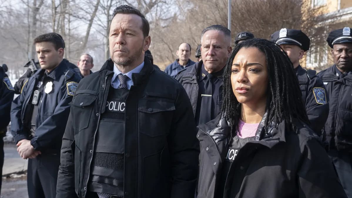 Blue Bloods : le showrunner répond à Bill O'Reilly qui qualifie Boston Blue de version woke