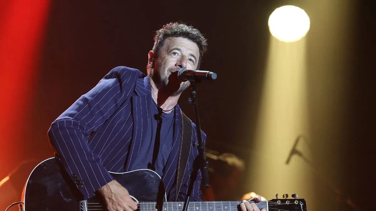 Patrick Bruel maintient sa tournée malgré les accusations, mais les tensions avec ses musiciens s'intensifient