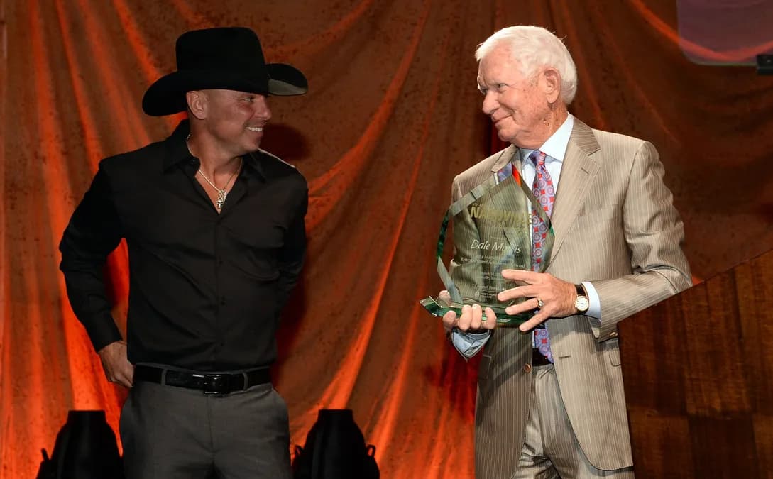 Dale Morris, le manager légendaire de Kenny Chesney et Alabama, est mort à 89 ans