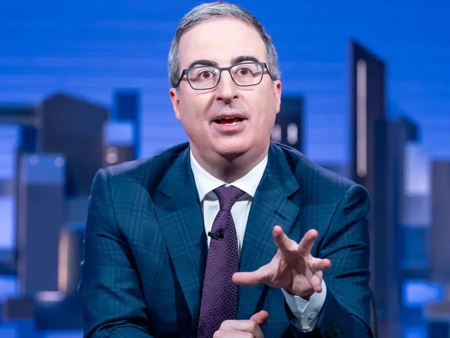 John Oliver humilie Sean Duffy, le secrétaire aux Transports, pour son show YouTube et son passé dans Real World