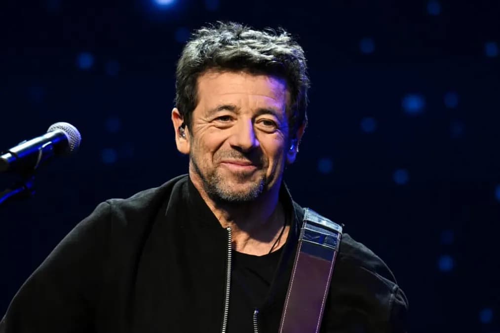Patrick Bruel visé par 30 plaintes : sa tournée maintient, la polémique enfle