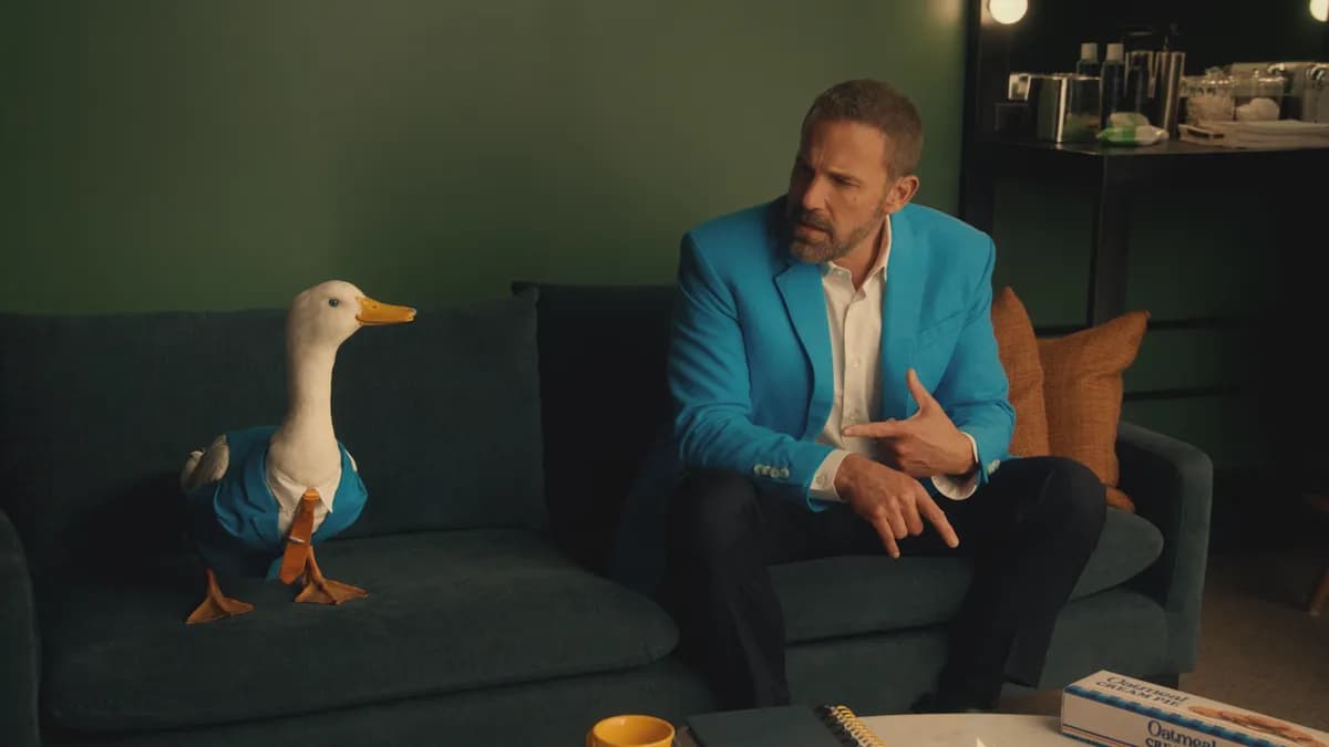 Ben Affleck, nouveau visage d'Aflc : la campagne qui unit star et canard emblématique
