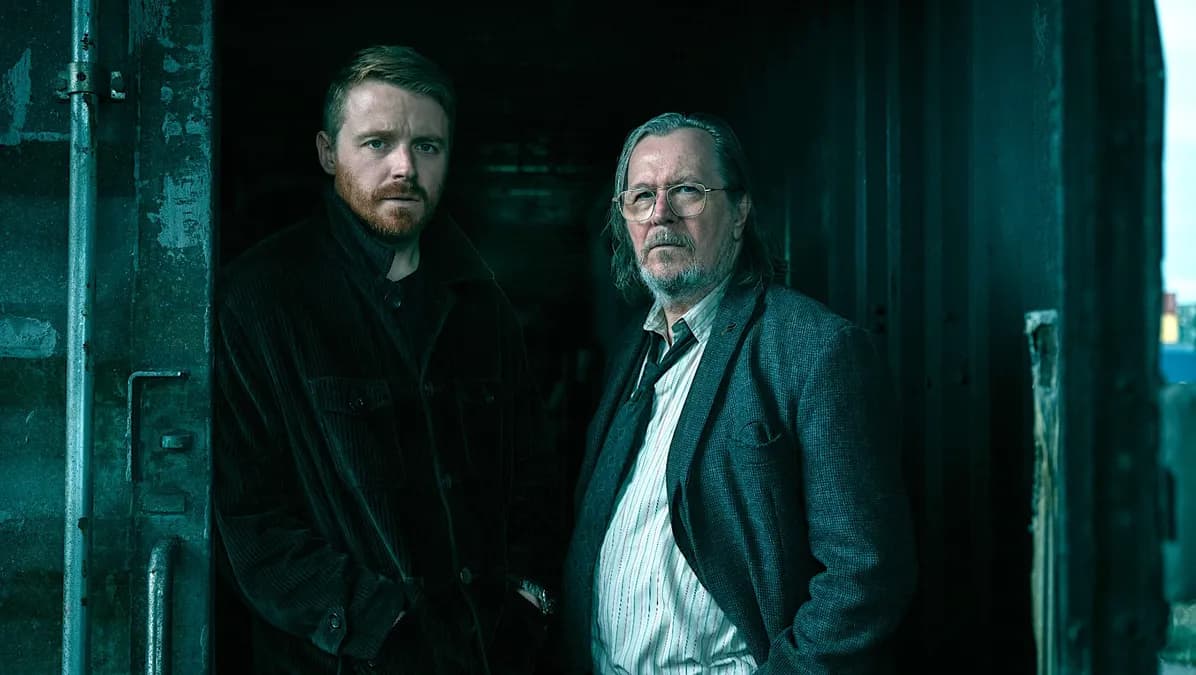 Gary Oldman soutient Jack Lowden pour incarner le prochain James Bond
