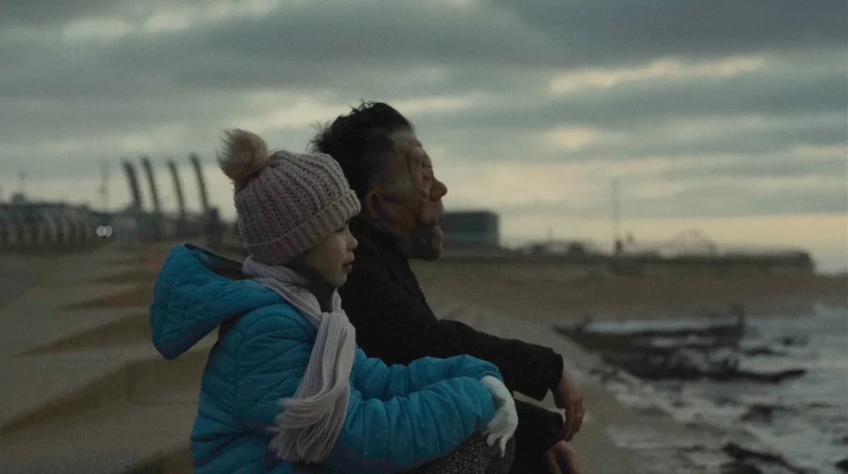 Adam Pearson dévoile son quotidien dans le documentaire "Zero Intention of Living Quietly"