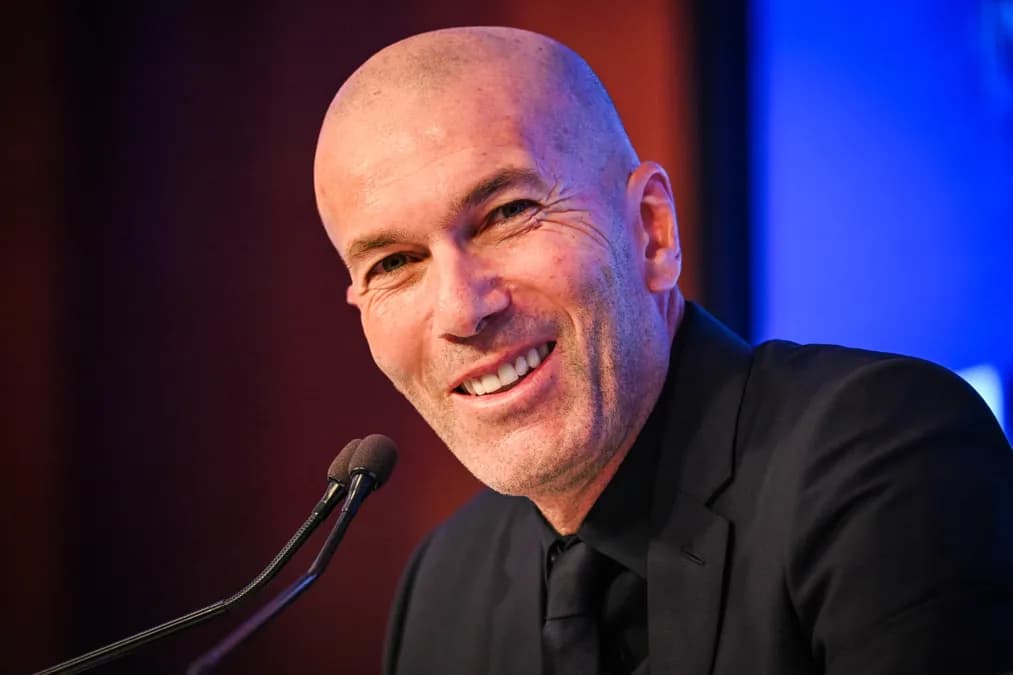 Zidane impose son autorité à Clairefontaine : fin des défilés de mode des Bleus