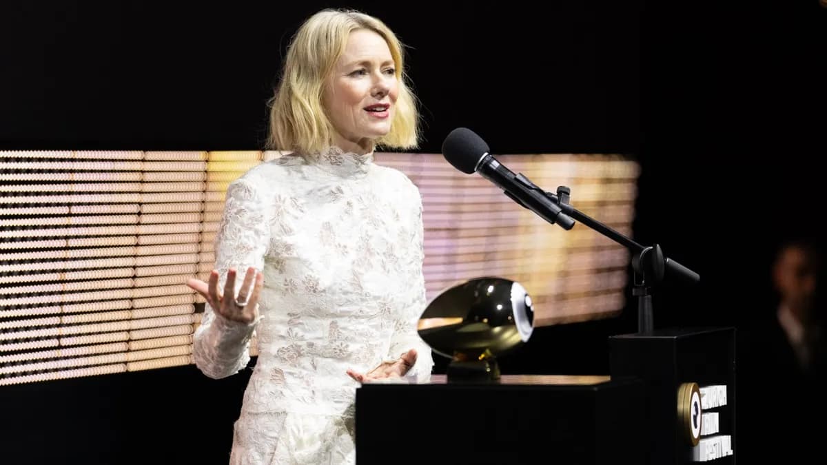 Naomi Watts remercie Billy Crudup pour son soutien à l’activisme sur la ménopause