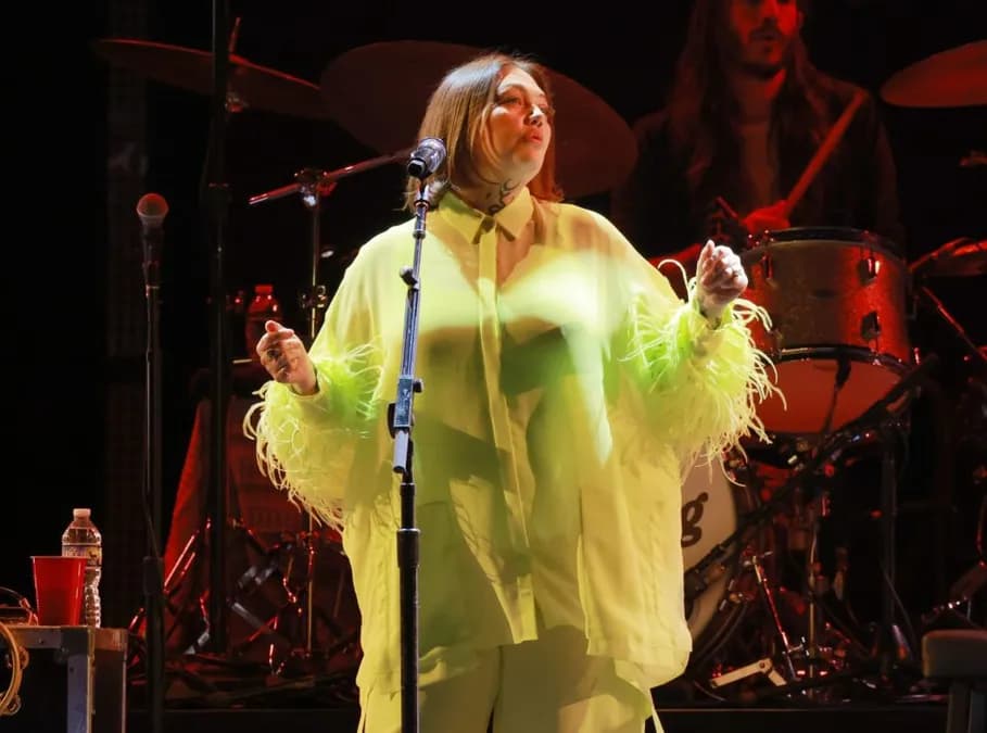Elle King épouse le tatoueur Dan Tooker lors d’un mariage champêtre intime