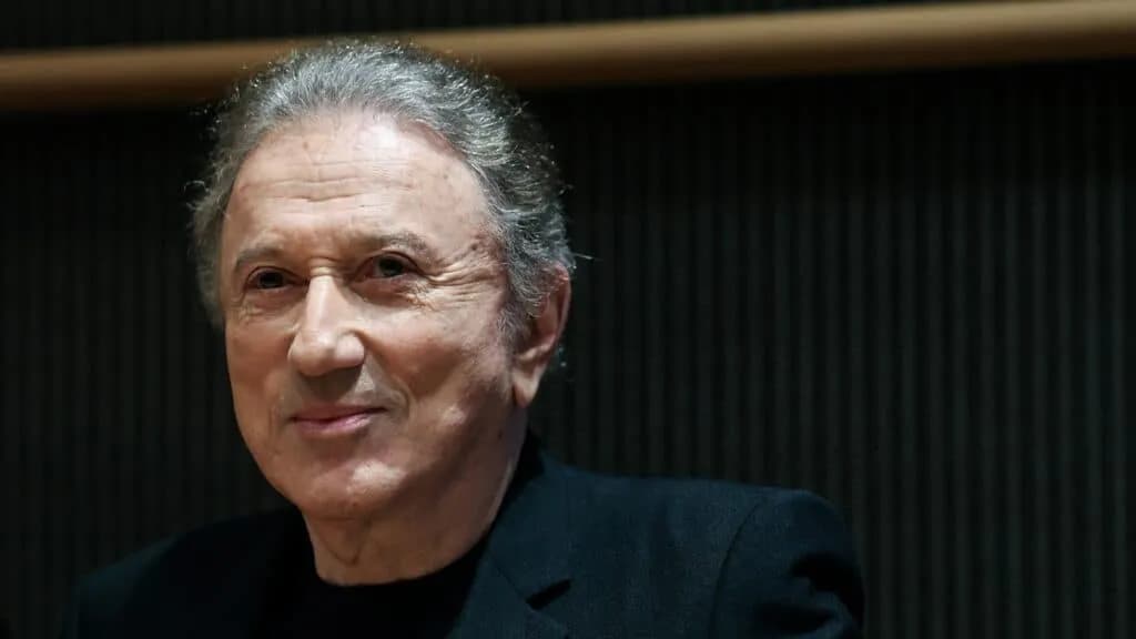 Michel Drucker répond aux critiques d'âge lors de ses 60 ans de carrière