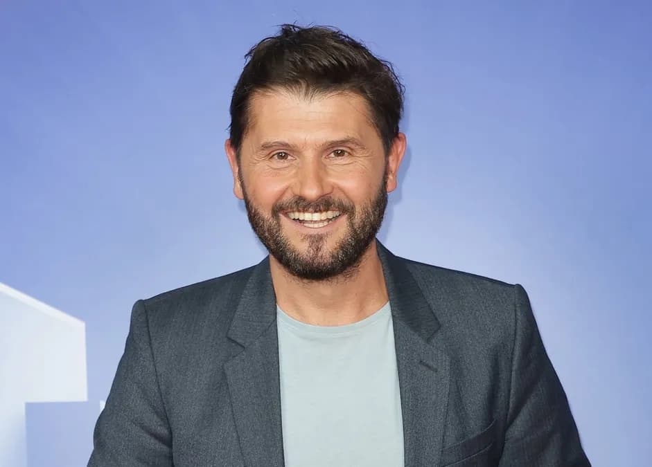 Christophe Beaugrand sauve un chat Maine Coon en direct sur la Matinale TF1