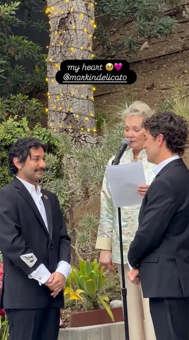 Jean Smart officie le mariage de Mark Indelicato : retrouvailles émouvantes du casting de Hacks