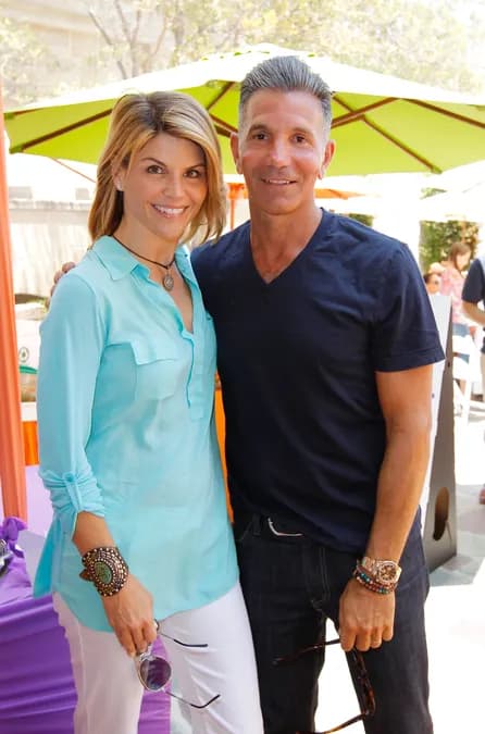 Mossimo Giannulli demande une pension alimentaire inattendue dans le divorce de Lori Loughlin