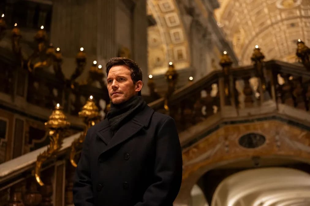 Chris Pratt et le pape Léo explorent la tombe de Saint Pierre dans le documentaire Vatican exclusif