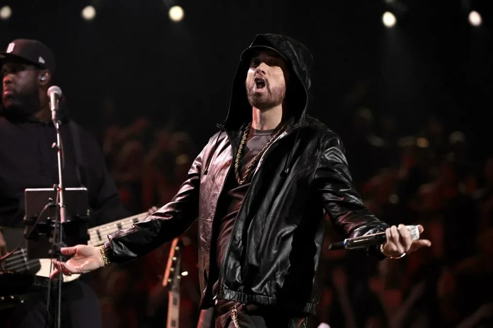 Eminem défend sa collaboration avec Kid Rock : pourquoi il refuse de choisir un camp