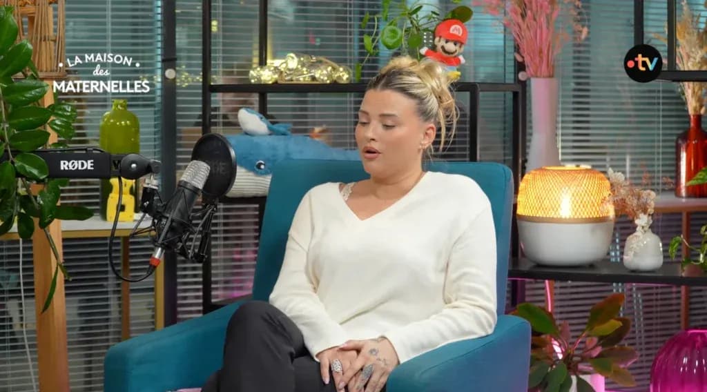 Kelly Vedovelli raconte le drame de ses deux mois alitée pendant une grossesse à risque