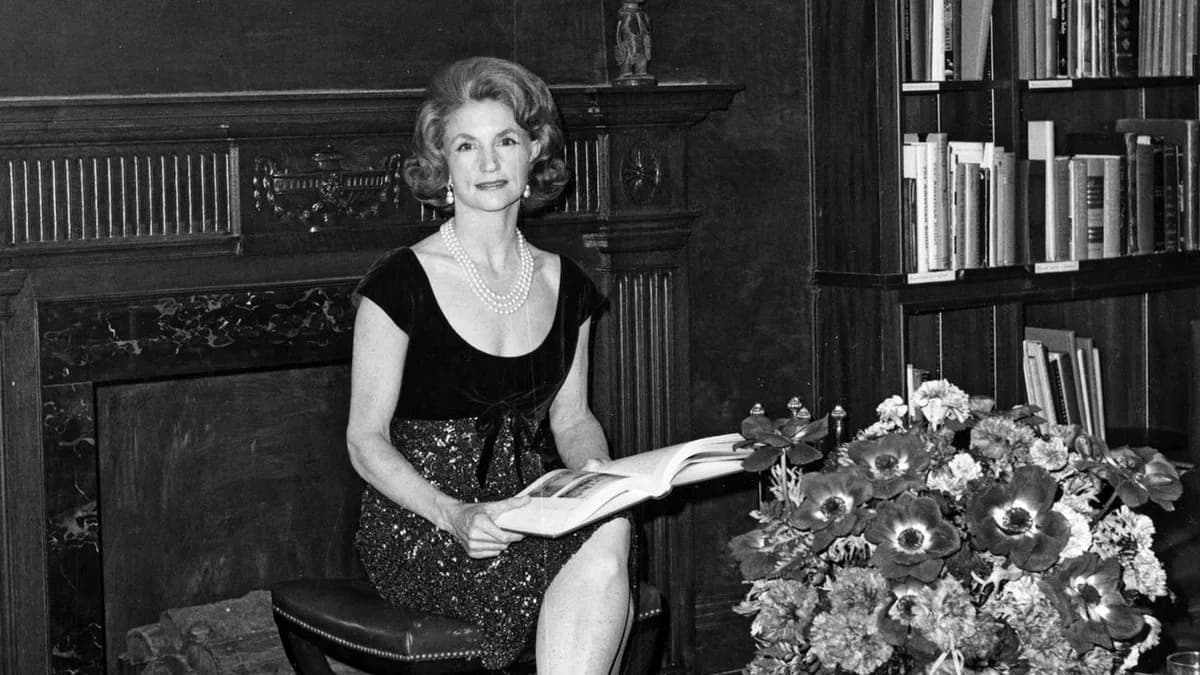 Taylor Swift : la maison de rêve de Rebekah Harkness, la grande fêtarde de Rhode Island