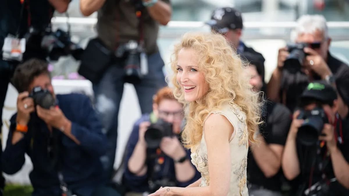 Gillian Anderson à Cannes : un triomphe qui pourrait enfin ouvrir la voie aux Oscars