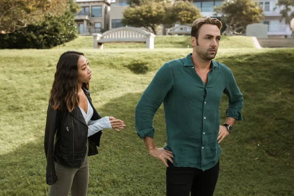 Janel Parrish et Sasha Farber main dans la main : la romance enfin dévoilée à Los Angeles