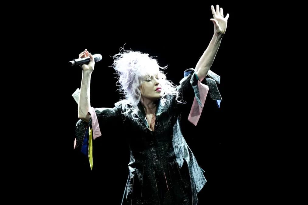 Cyndi Lauper stoppe net un perturbateur dès son premier soir à Las Vegas