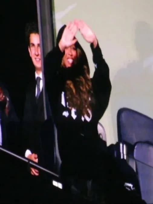 Jay‑Z s'arrête en plein concert à Londres pour souhaiter un joyeux 45e anniversaire à Beyoncé