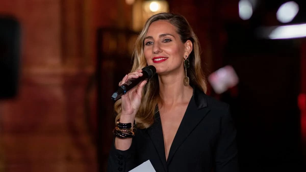 Marie Portolano révèle la grossesse naturelle inattendue avec Grégoire Ludig