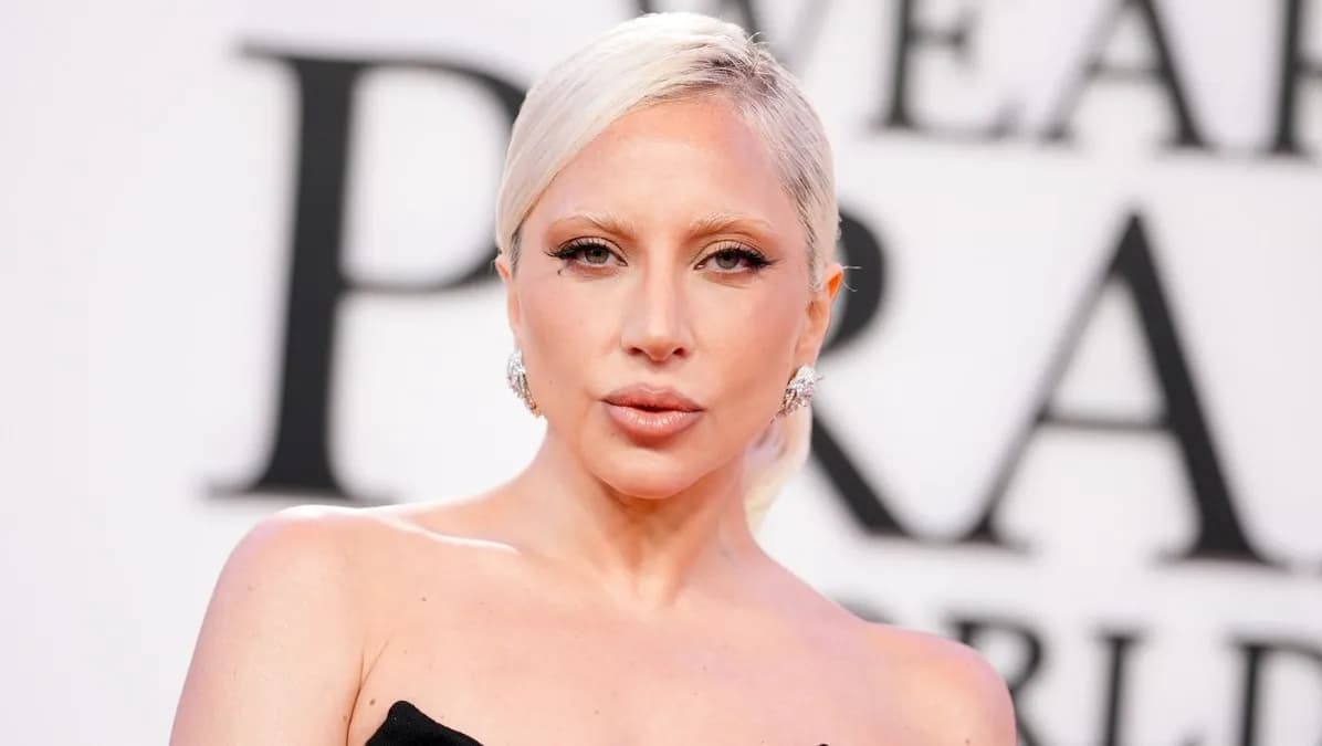 Lady Gaga dévoile le masque K‑Beauty qui fait partie de sa « sainte trinité » de soins